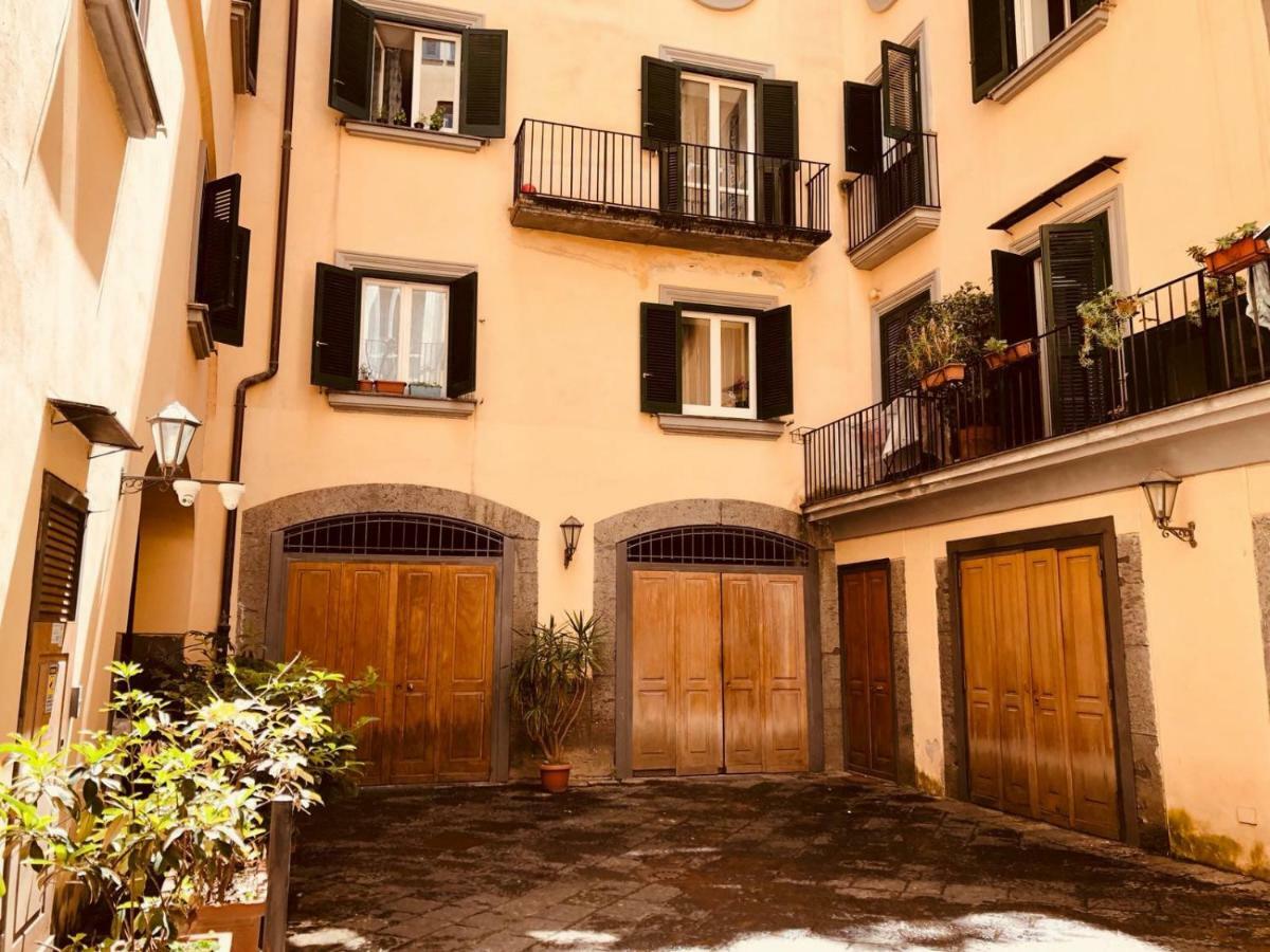 Rota House - Apartment In Santa Chiara, The Heart Of Naples 那不勒斯 外观 照片