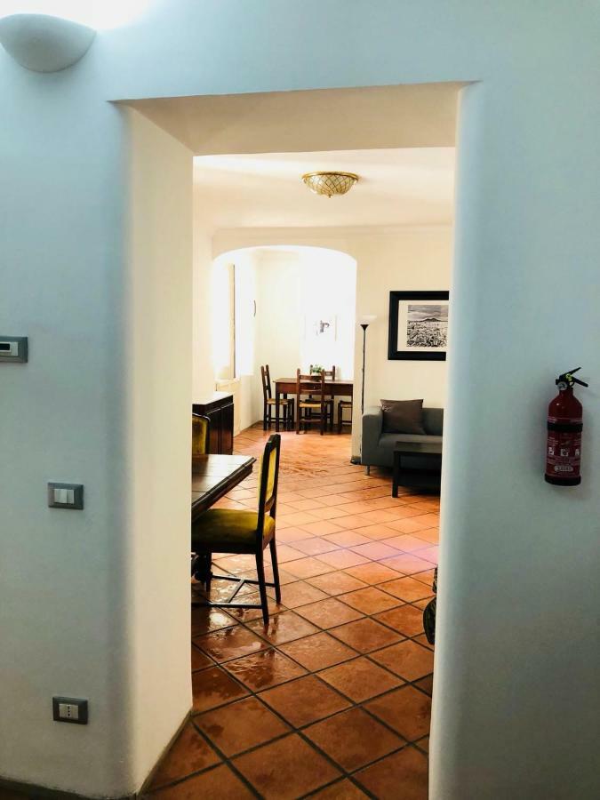 Rota House - Apartment In Santa Chiara, The Heart Of Naples 那不勒斯 外观 照片